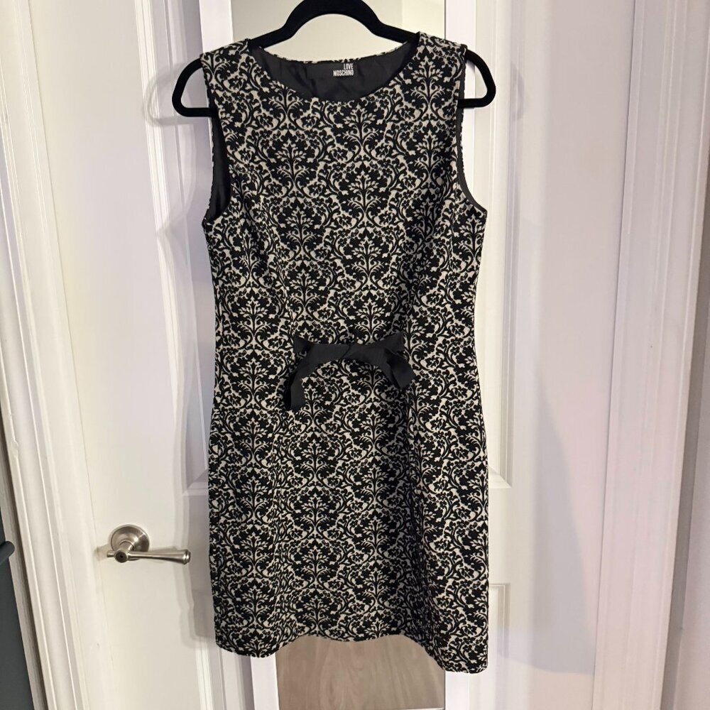 Love Moschino Black & Ivory Damask Sleeveless Dress - Picture 2 of 5